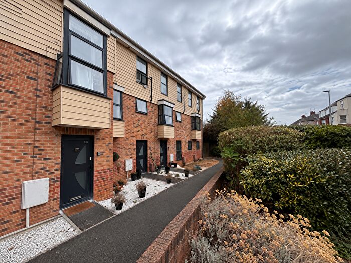 4 Bedroom Property To Rent In Pelham Road, Cowes, Isle Of Wight, PO31