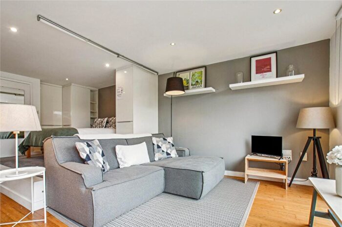 Studio For Sale In Graham Street, London, N1 - Photo 8