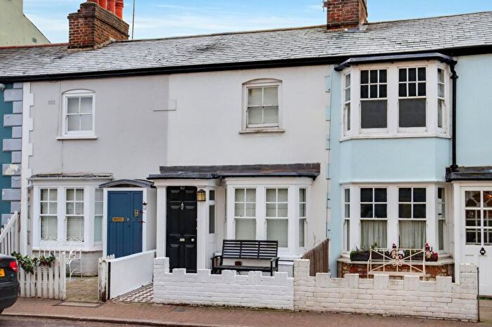 2 Bedroom Terraced House For Sale In Bridge Road, East Molesey, KT8