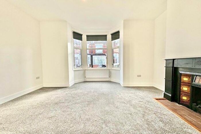 2 Bedroom Flat To Rent In Angerstein Road, Portsmouth, PO2