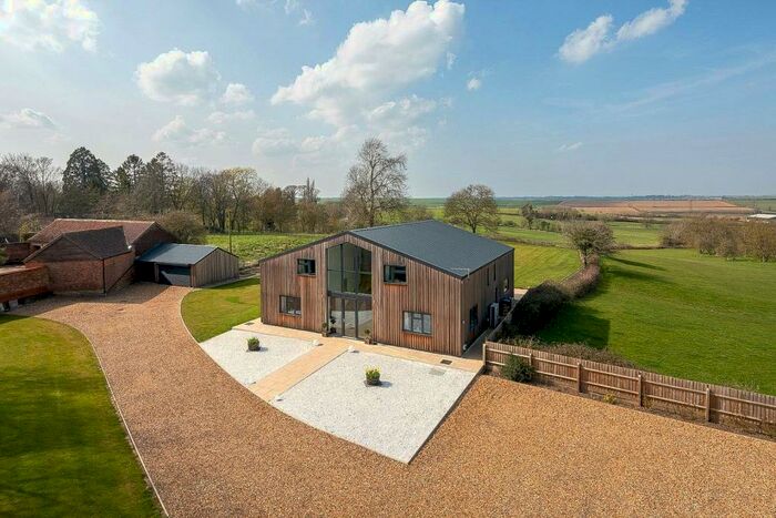 4 Bedroom Detached House For Sale In Church Road, Catworth, Huntingdon, Cambridgeshire, PE28