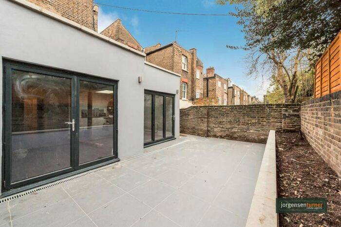 2 Bedroom Flat To Rent In Portnall Road, Maida Vale, W9