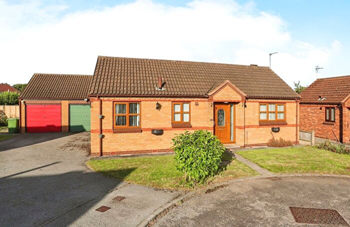 2 Bedroom Detached Bungalow For Sale In Fairfields, Castleford, WF10