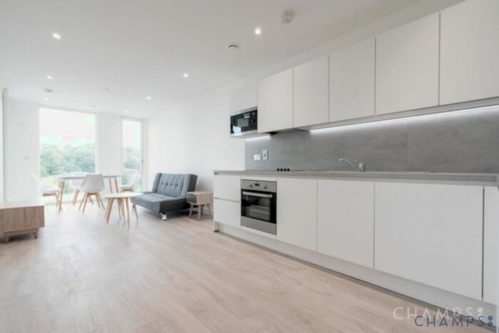 2 Bedroom Flat To Rent In Harrow On The Hill, HA1