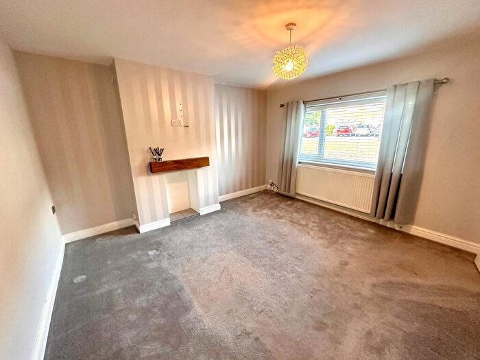 2 Bedroom House To Rent In Cae Tyddyn, Llanrwst, LL26