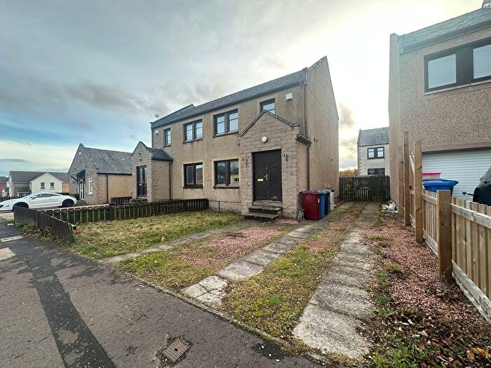 3 Bedroom Semi Detached House For Sale In Mansion Drive, Dundee, DD4