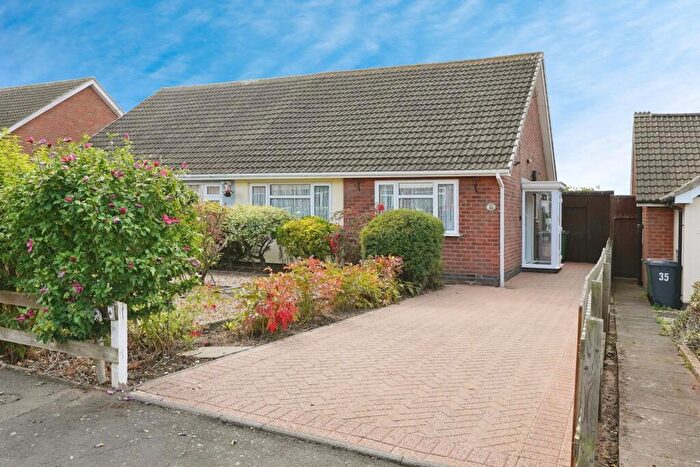 2 Bedroom Bungalow For Sale In Tiverton Avenue, Whitwick, Coalville, Leicestershire, LE67