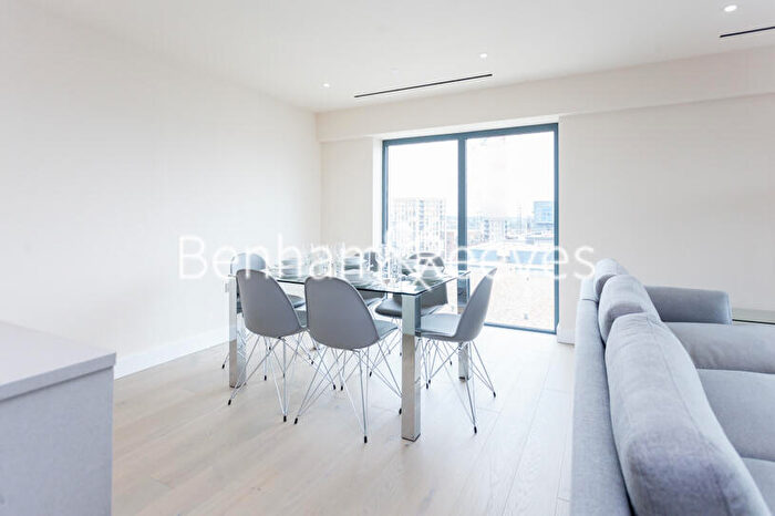 2 Bedroom Apartment To Rent In Beaufort Park, Colindale, NW9
