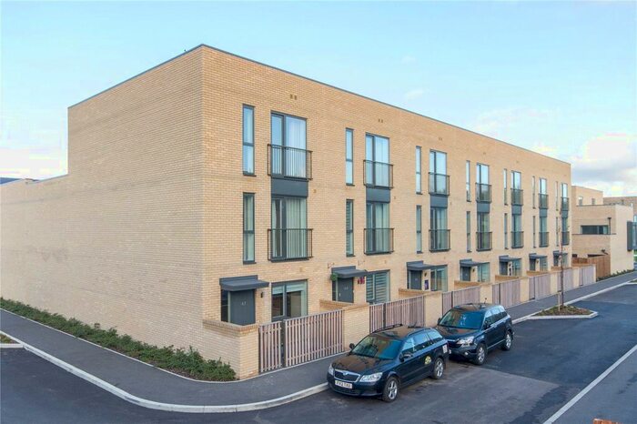 4 Bedroom Semi-Detached House To Rent In Clay Farm Drive, Trumpington, Cambridge, Cambridgeshire, CB2