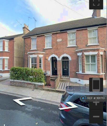 2 Bedroom Maisonette To Rent In St. Peters Road, St. Albans, AL1