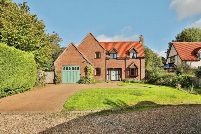 4 Bedroom Detached House For Sale In Newton Road, Castle Acre, King's Lynn, PE32