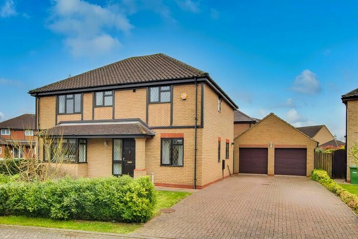 4 Bedroom Detached House For Sale In Hartham Close, Grafham, Huntingdon, PE28