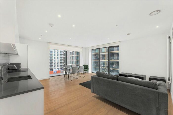 2 Bedroom Apartment To Rent In Fairwater House, Bonnet Street, London, E16