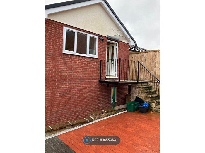 1 Bedroom Maisonette To Rent In Wrexham, Wrexham, LL14