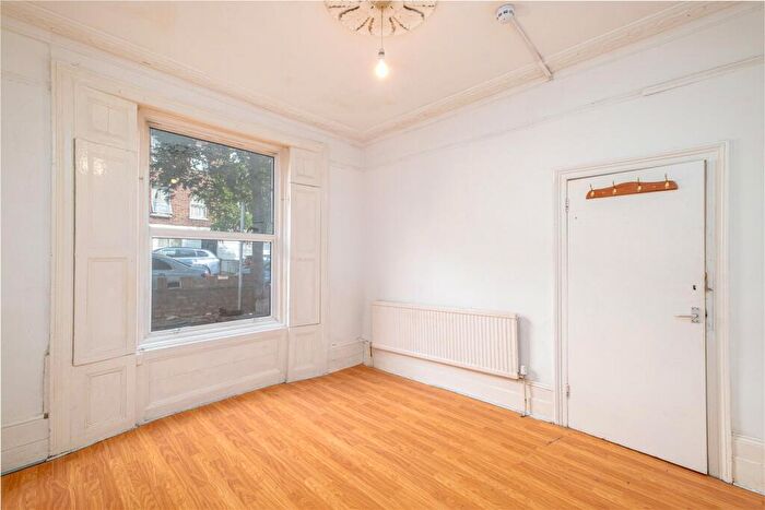 6 Bedroom Terraced House For Sale In Sussex Way, Holloway, London, N7