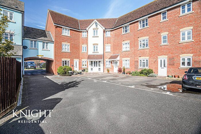 2 Bedroom Property For Sale In Caxton Close, Tiptree, Colchester, CO5