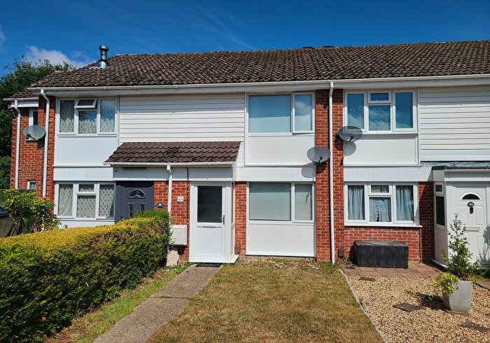 2 Bedroom Terraced House For Sale In Snellgrove Close, Calmore, SO40