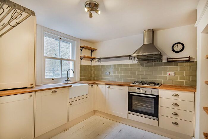 2 Bedroom Flat For Sale In Furber Street, Brackenbury Village, Hammersmith, W6