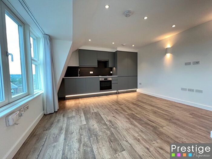 1 Bedroom Flat To Rent In Brent Street, London, NW4