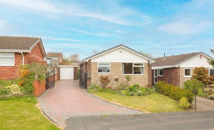 2 Bedroom Detached Bungalow For Sale In Auckland Rise, Halfway, S20