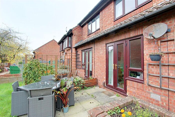 1 Bedroom Property For Sale In Bushells Wharf, Tring, HP23