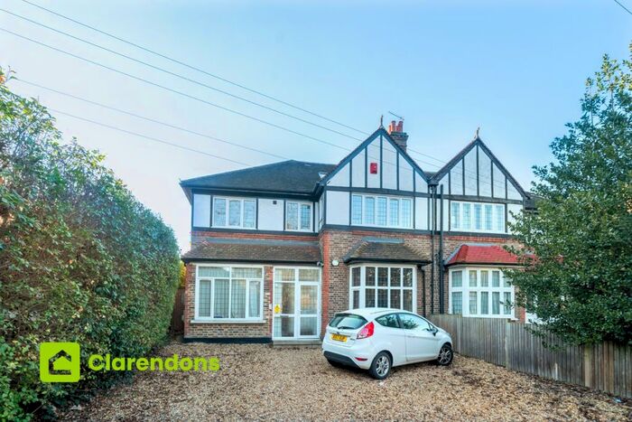 3 Bedroom Flat To Rent In Tulse Hill, London, SW2