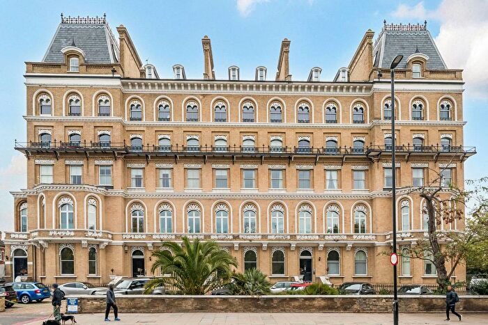 Studio For Sale In Clapham Common North Side, Clapham, London, SW4