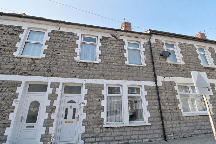 3 Bedroom Terraced House To Rent In Queen Street, Barry, CF62
