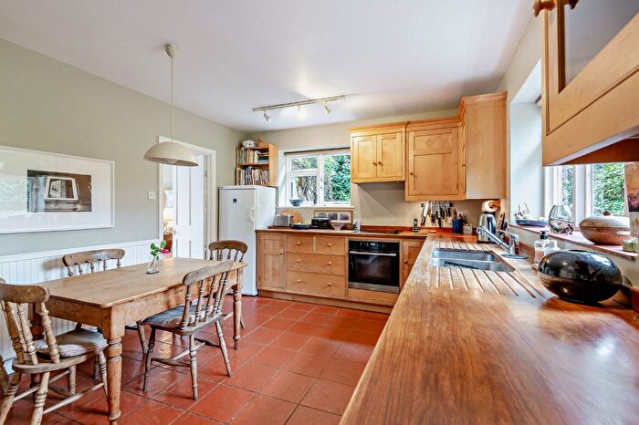 5 Bedroom Detached House For Sale In Oakhill Road, Sevenoaks, Kent, TN13