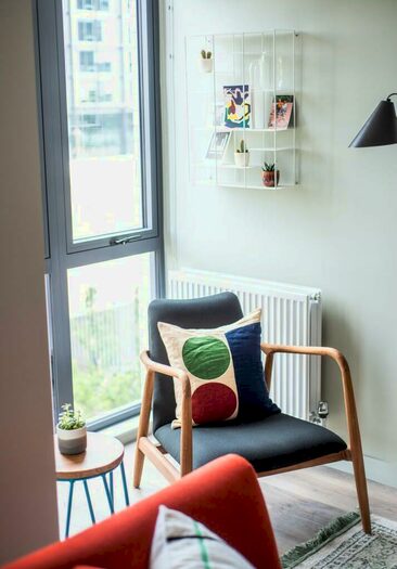 2 Bedroom Flat To Rent In Dingwall Road, Croydon, London, CR0