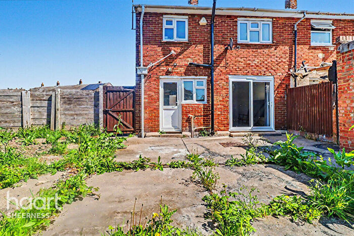 2 Bedroom End Of Terrace House For Sale In Queensway, Sheerness, ME12