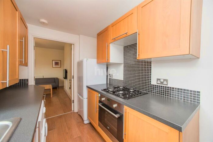 3 Bedroom Flat To Rent In Malcolm Street, Heaton, Newcastle Upon Tyne, NE6