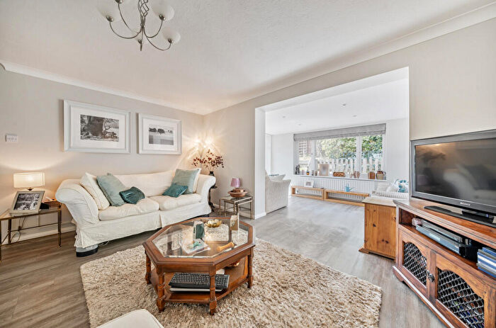 2 Bedroom Detached Bungalow For Sale In Braes Mead, South Nutfield, Redhill, RH1