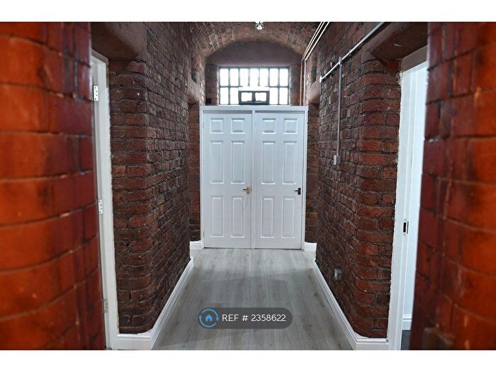 2 Bedroom Flat To Rent In The Old Bill, Liverpool, L4