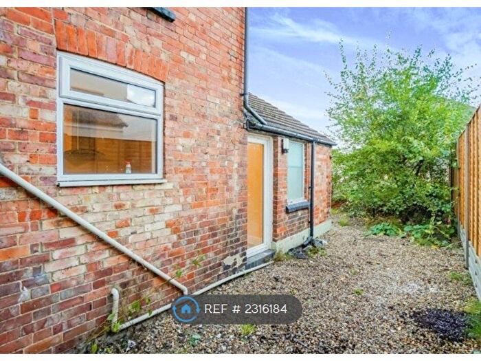 3 Bedroom Terraced House To Rent In Water Eaton Road, Bletchley, Milton Keynes, MK2