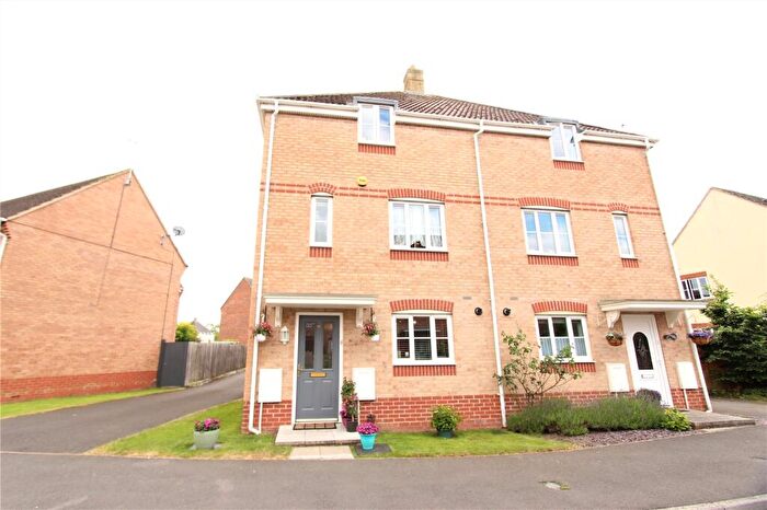 3 Bedroom Semi Detached House To Rent In Endeavour Road, Swindon, SN3