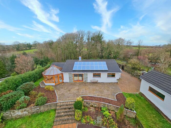 3 Bedroom Bungalow For Sale In Trewen, Launceston, PL15