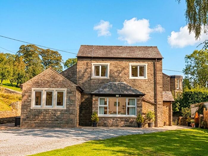 2 Bedroom Detached House For Sale In Church Road, Mellor, SK6