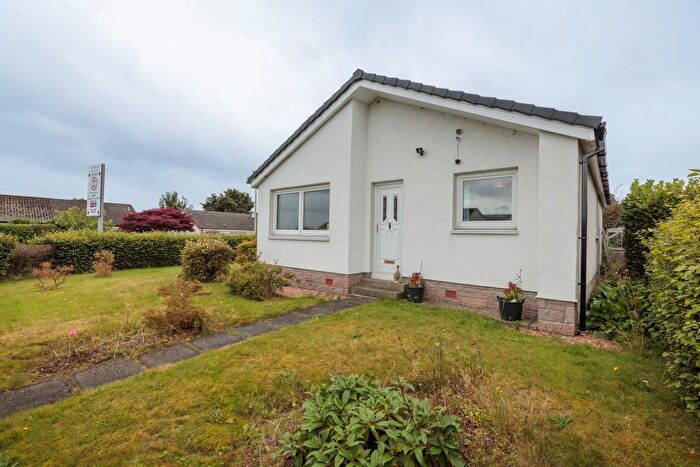 2 Bedroom Detached Bungalow For Sale In Berrydale Road, Blairgowrie, PH10