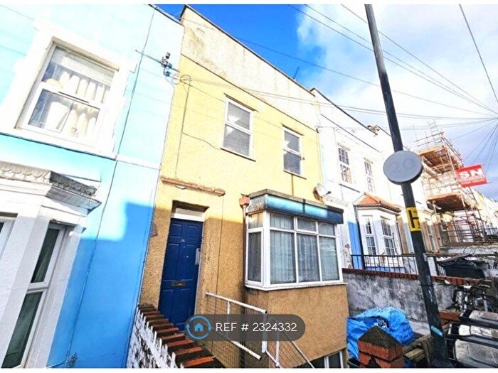 1 Bedroom Flat To Rent In Windsor Terrace, Totterdown, Bristol, BS3