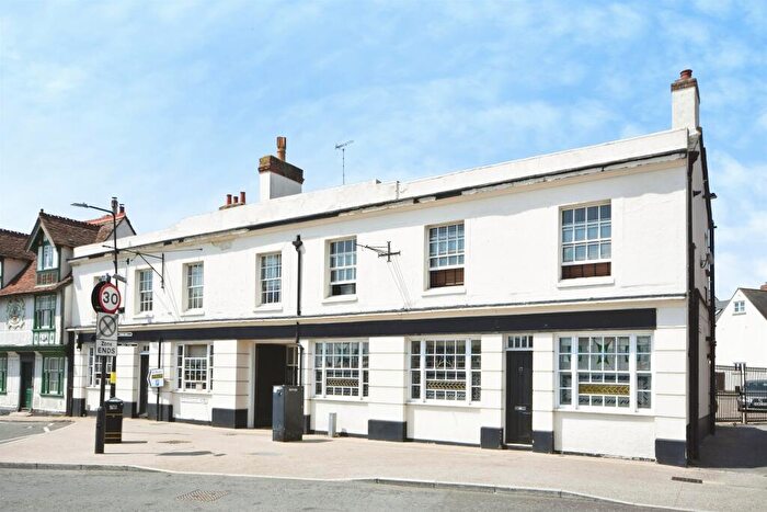 2 Bedroom Apartment For Sale In Courtaulds Mews, Braintree, CM7