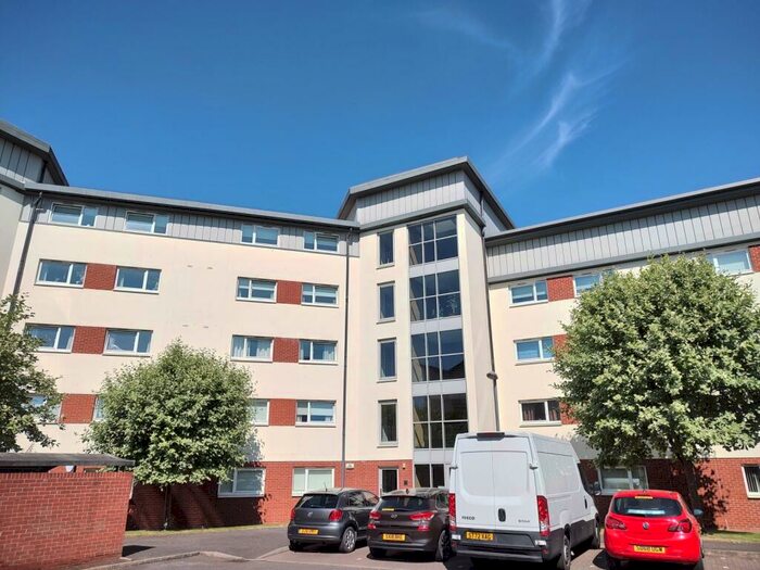 2 Bedroom Flat To Rent In Scapa Way, Stepps, Glasgow, G33