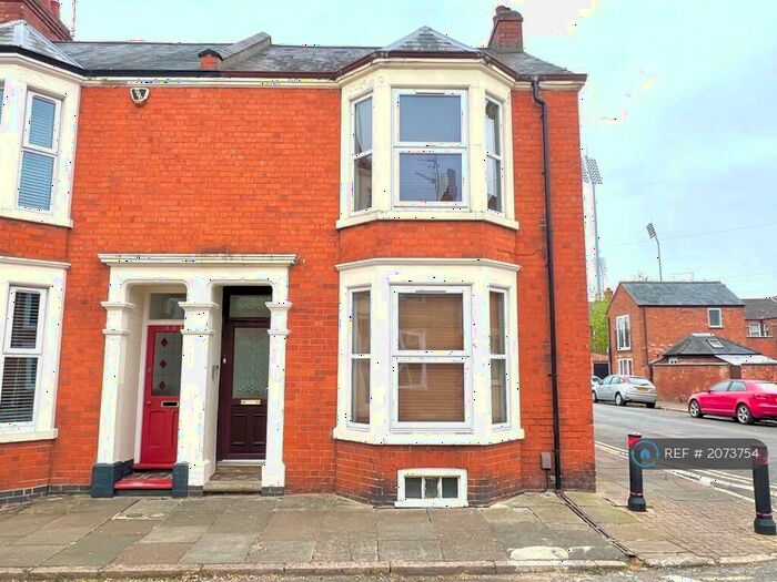 3 Bedroom Terraced House To Rent In Ashburnham Road, Northampton, NN1