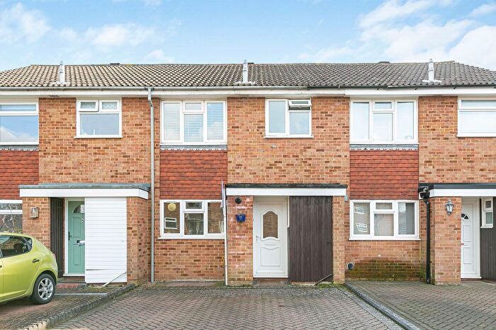 3 Bedroom Terraced House To Rent In Egmont Road, Walton-On-Thames, KT12