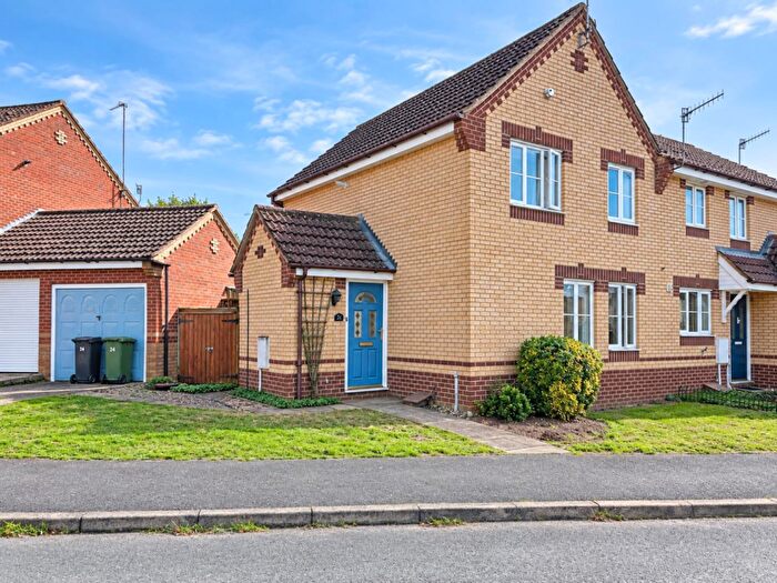 3 Bedroom Semi-Detached House For Sale In Heartsease Road, Thetford, IP24