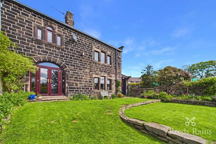 4 Bedroom End Of Terrace House For Sale In Green End, Hebden Bridge, HX7