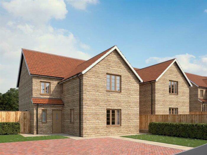 4 Bedroom House For Sale In Water Street Close, Chew Valley, BS40