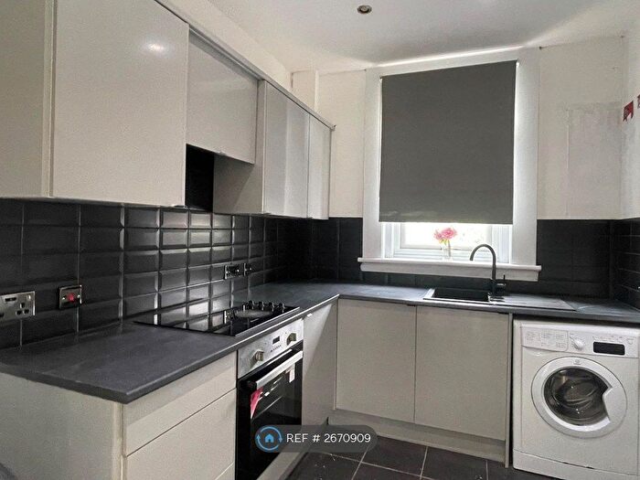 2 Bedroom Flat To Rent In Ellesmere Street, Glasgow, G22