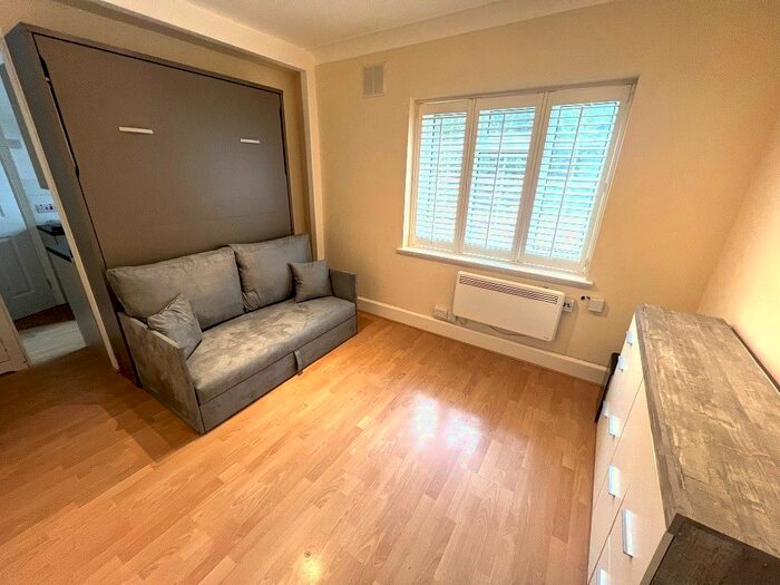 Studio To Rent In Herga Court, Sudbury Hill, Harrow, HA1