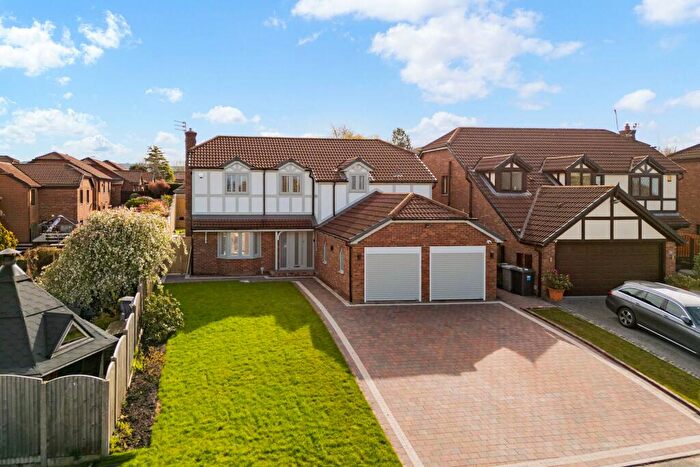 4 Bedroom House For Sale In Barnside Way, Tytherington, Macclesfield, SK10